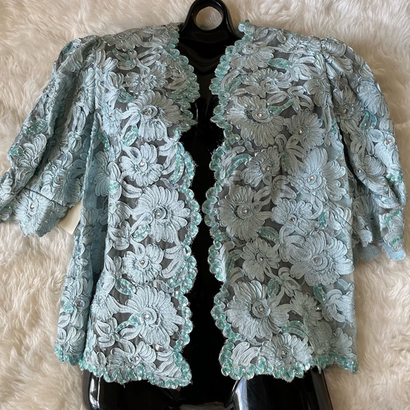 Lace jacket - Picture 1 of 8